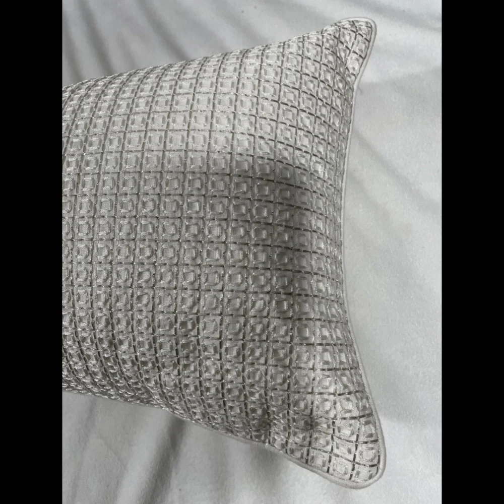 NEW Decorative‎ Pillow for Hudson Park HP Seed Stitch Trellis